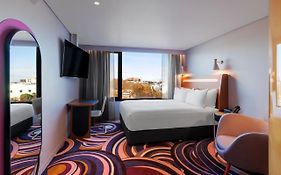 Adge Apartment Hotel Sydney Australia